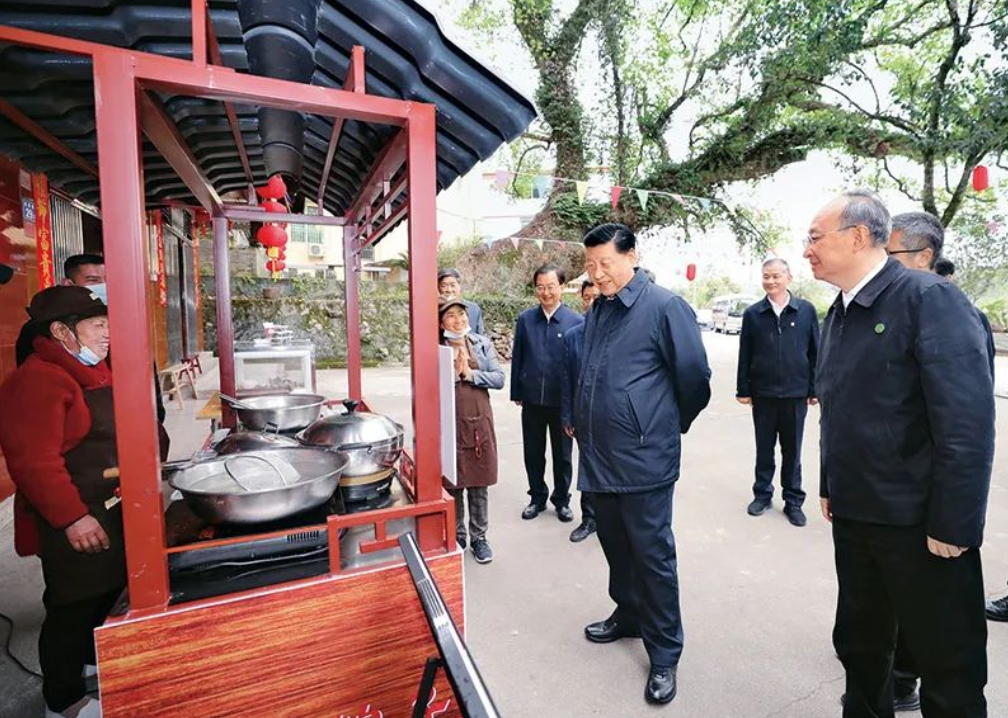 习近平:坚持把解决好“三农”问题作为全党工作重中之重 举全党全社会之力推动乡村振兴(图5) 习近平:坚持把解决好“三农”问题作为全党工作重中之重 举全党全社会之力推动乡村振兴(图5)