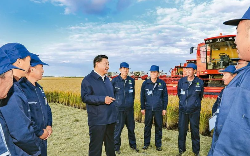 习近平:坚持把解决好“三农”问题作为全党工作重中之重 举全党全社会之力推动乡村振兴(图7) 习近平:坚持把解决好“三农”问题作为全党工作重中之重 举全党全社会之力推动乡村振兴(图7)